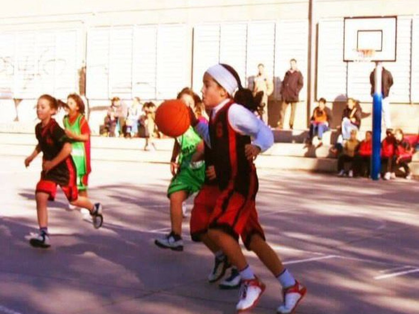 Partit de bàsquet femení de formació del CB Grup Barna